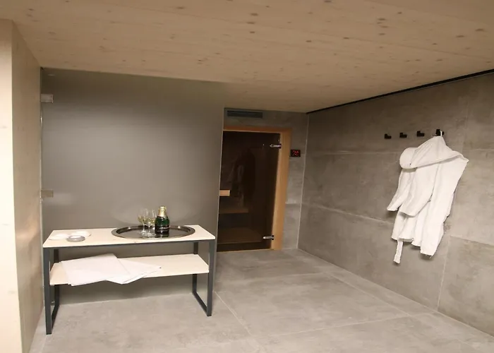 In Near Slopes * Dolní Morava